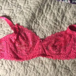 Lace padless bra